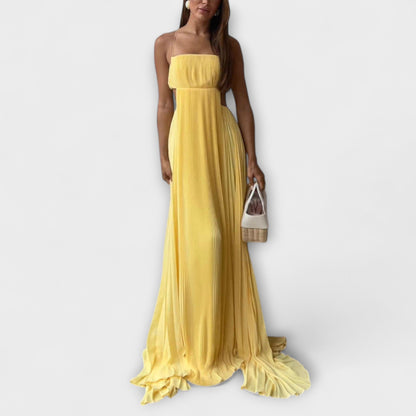 Mireille - Elegantní Maxi Šaty s Plisováním a Výřezem