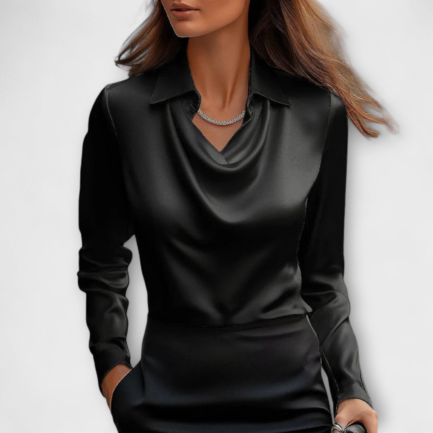 Lucie – Elegantní blůza s řaseným výstřihem